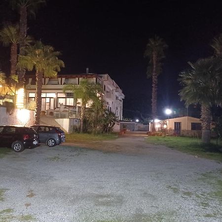 Palm House Bed & Breakfast Lamezia Terme Ngoại thất bức ảnh